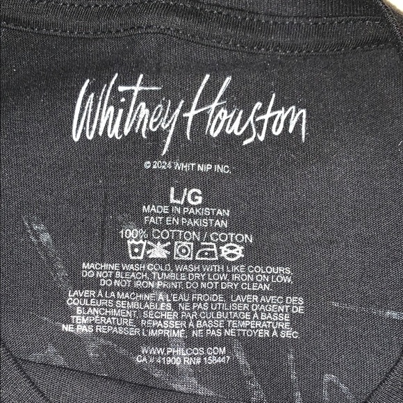 BNWOT Black and Pink Short Sleeve Graphic T-Shirt of Whitney Houston - Picture 5 of 5